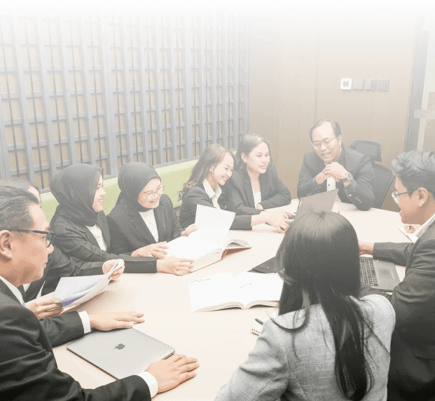 HWP attorneys in consultation